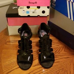 Betseyville Black Wedge  Size 9